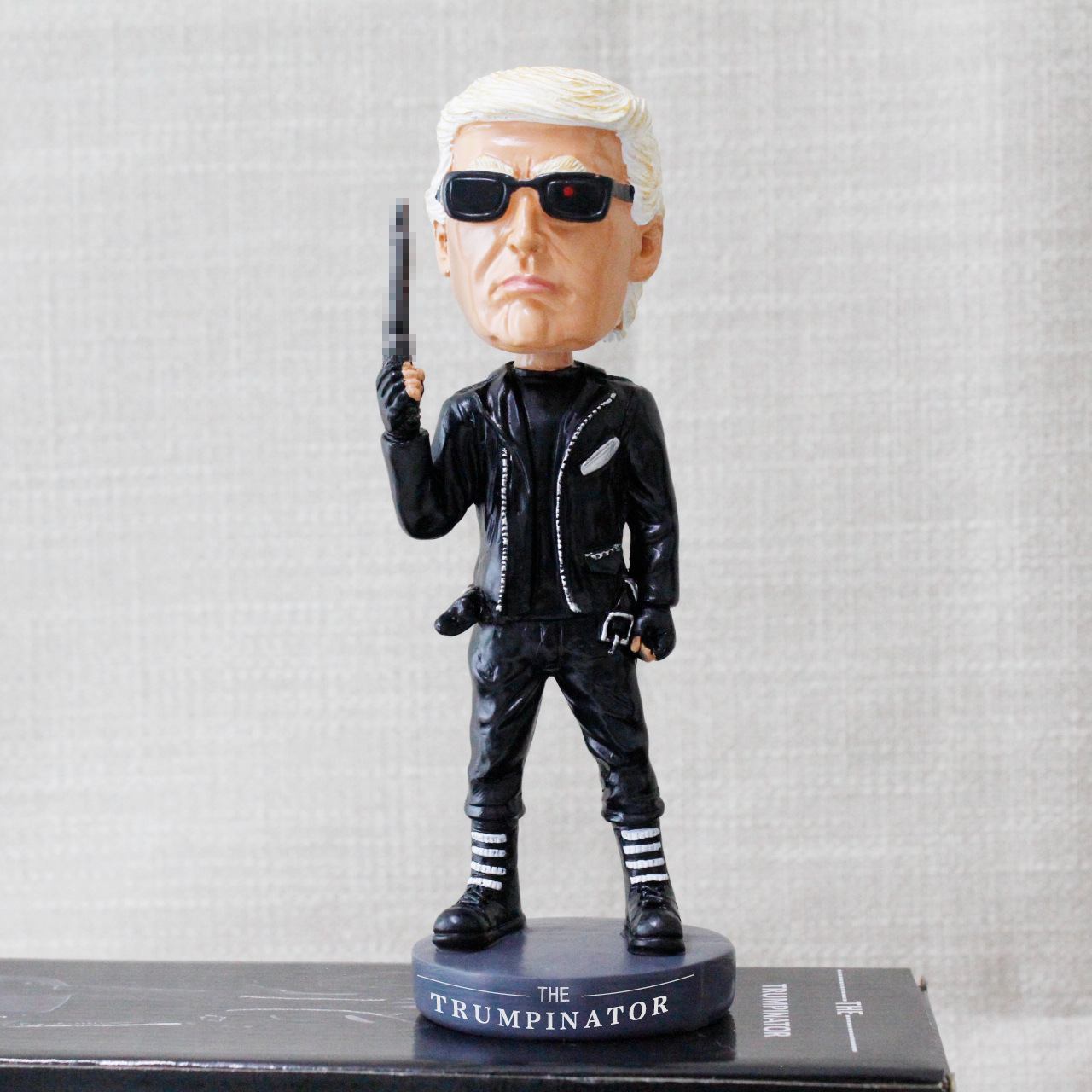 Creative cartoon character figurines, dolls, resin craftsCustom Bobblehead